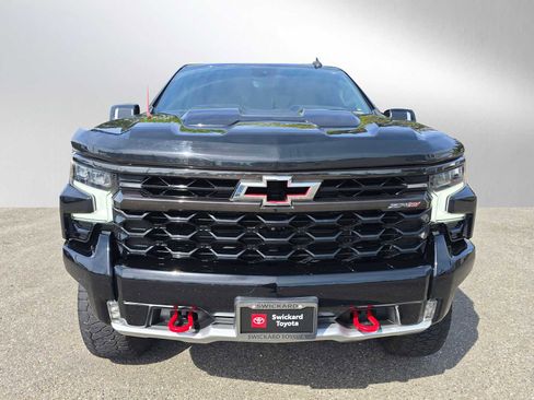Used 2022 Chevrolet Silverado 1500 ZR2 w/ Technology Package AWD/4WD image 8
