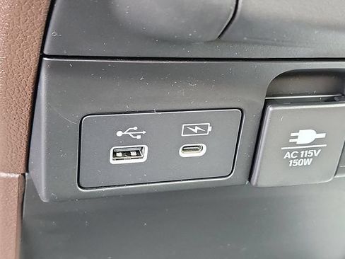 New 2026 Honda Odyssey Touring image 21