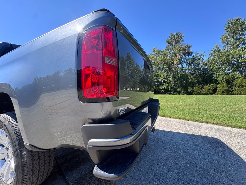 Used 2022 Chevrolet Colorado LT w/ LT Convenience Package RWD image 16