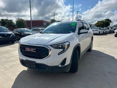Used 2021 GMC Terrain SLE w/ Driver Convenience Package FWD image 7