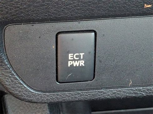 Used 2016 Toyota Tacoma SR5 w/ Towing Package image 22