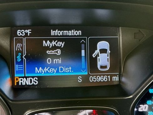 Used 2016 Ford Escape Titanium w/ Equipment Group 301A AWD/4WD image 14