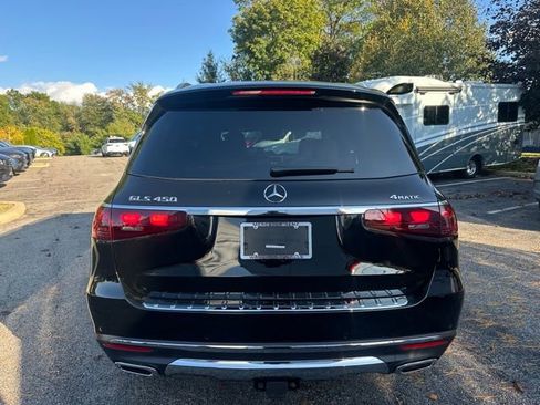 Used 2026 Mercedes-Benz GLS 450 4MATIC image 4