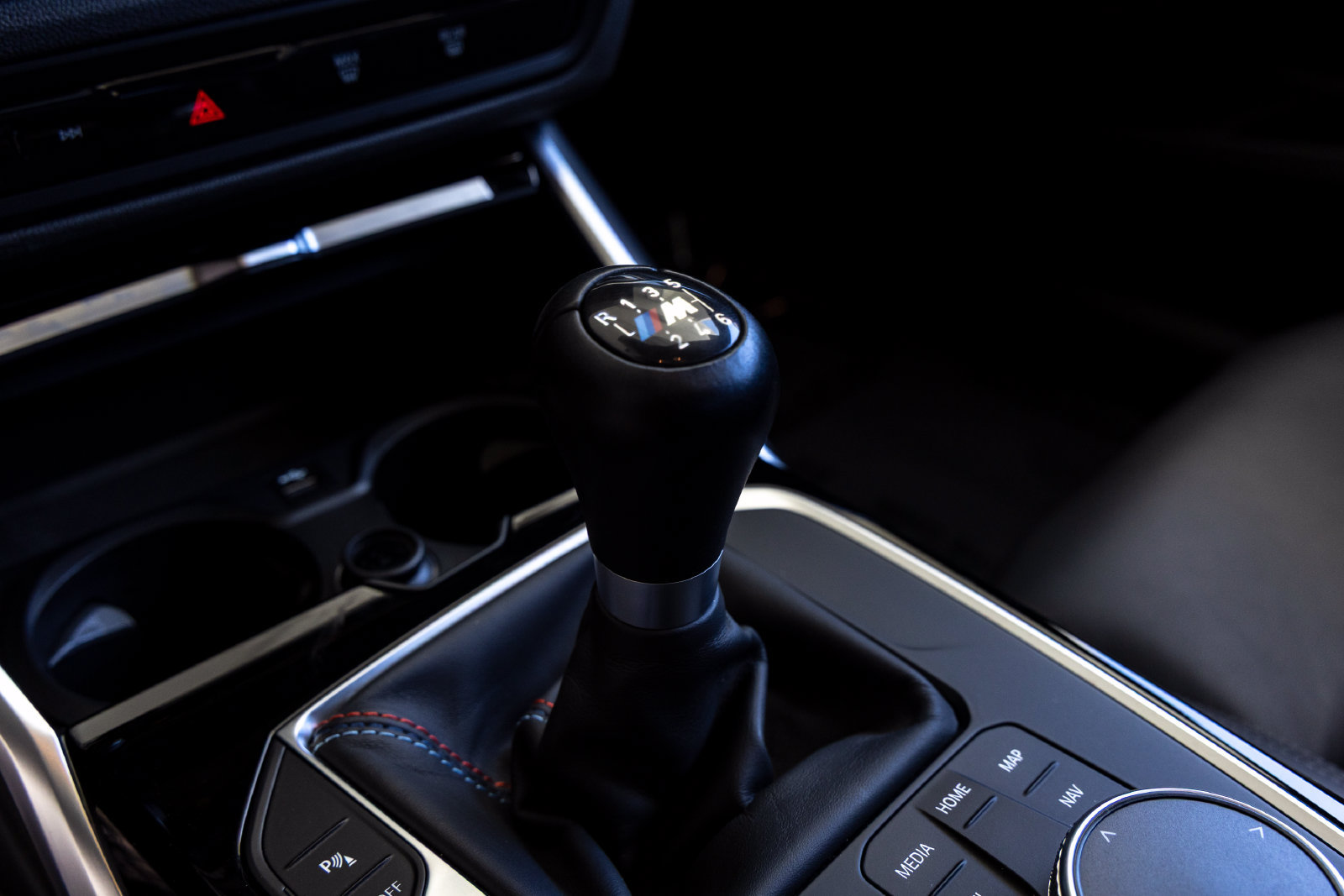Used 2024 BMW M2 w/ Lighting Package RWD image 22