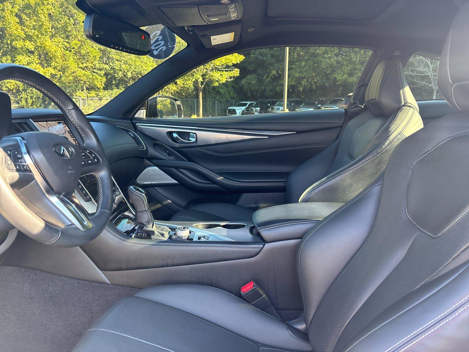 Used 2022 INFINITI Q60 3.0t Luxe w/ Essential Package RWD image 15