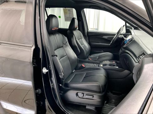 Used 2023 Honda Passport TrailSport image 11