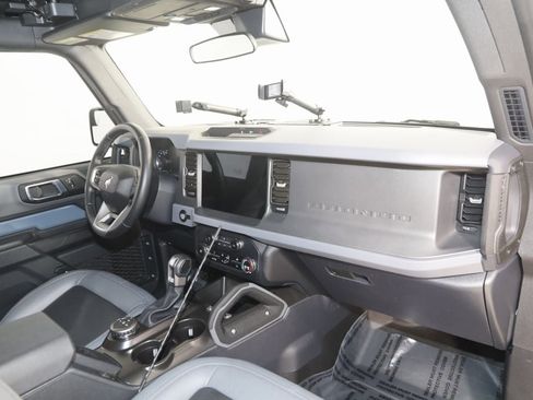 Used 2024 Ford Bronco Big Bend image 38