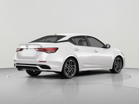 Used 2025 Nissan Sentra S FWD image 3