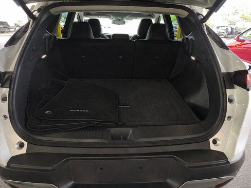 Used 2025 Nissan Murano SL image 5