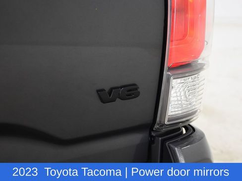 Used 2023 Toyota Tacoma TRD Off-Road w/ TRD Premium Off Road Package AWD/4WD image 30