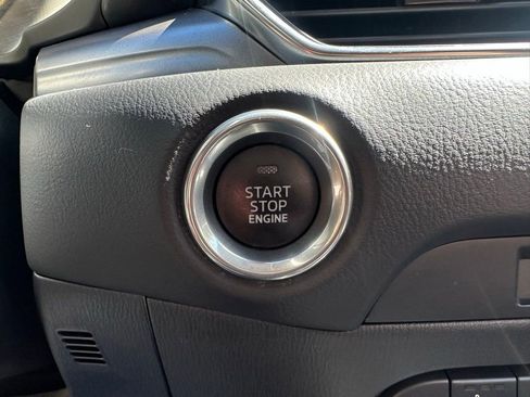 Used 2025 MAZDA CX-5 AWD 2.5 S w/ Preferred Package image 18