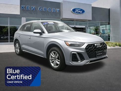 Used 2023 Audi Q5 2.0T Premium w/ Convenience Package image 1