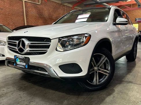 Used 2016 Mercedes-Benz GLC 300 4MATIC image 2