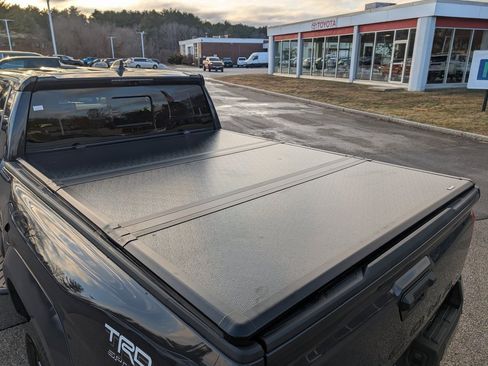 Used 2024 Toyota Tacoma TRD Off-Road image 14