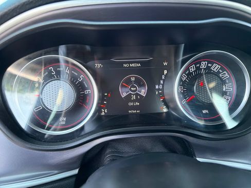 Used 2019 Dodge Challenger SXT RWD image 15