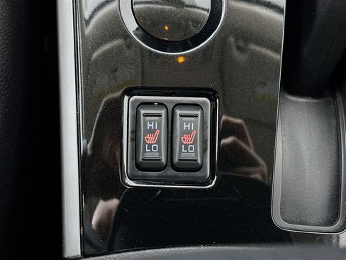 Used 2017 Mitsubishi Outlander SEL FWD image 19