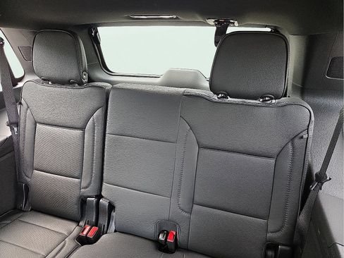 Used 2026 GMC Yukon Denali w/ Sun & Power Step Package AWD/4WD image 11