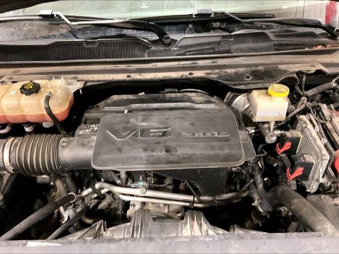 Used 2019 RAM 1500 Big Horn AWD/4WD image 10
