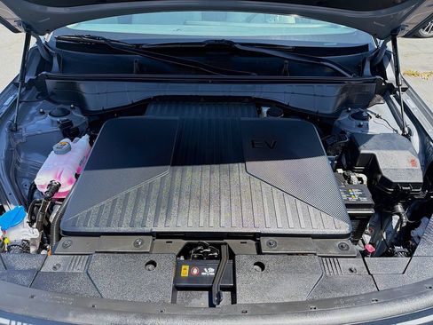 Used 2024 Hyundai Kona SEL FWD image 29