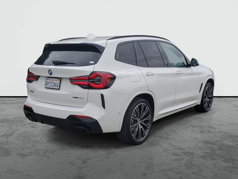 Used 2022 BMW X3 xDrive30i w/ M Sport Package AWD/4WD image 4