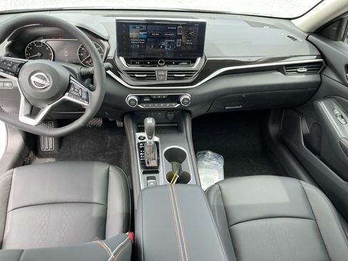 New 2026 Nissan Altima 2.5 SR w/ SR Premium Package AWD/4WD image 20