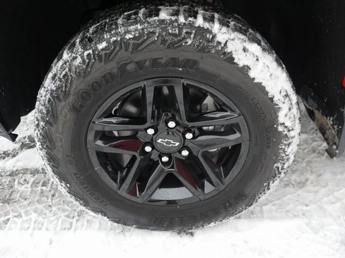 New 2026 Chevrolet Silverado 1500 Custom Trail Boss w/ Dark Appearance Package image 29