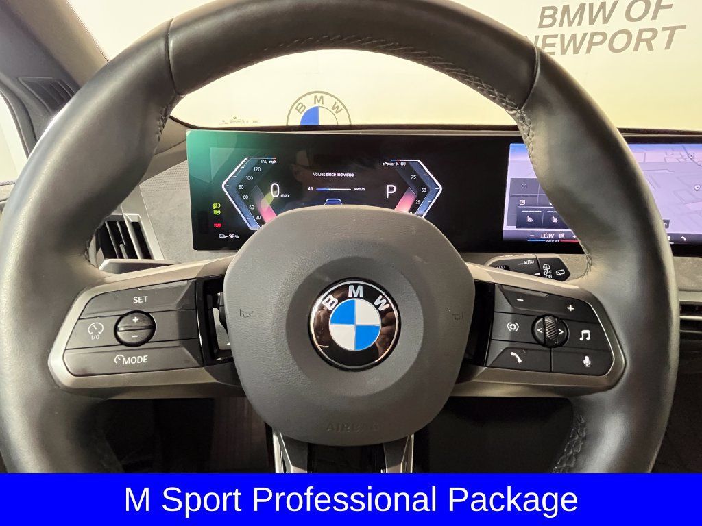 Used 2026 BMW iX xDrive60 w/ M Sport Package AWD/4WD image 9