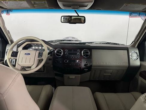 Used 2009 Ford F250 Lariat AWD/4WD image 11