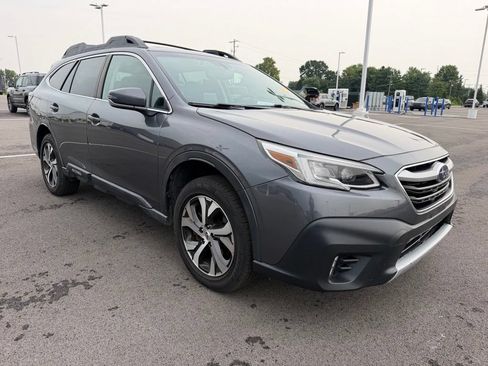 Used 2021 Subaru Outback Limited XT AWD/4WD image 3