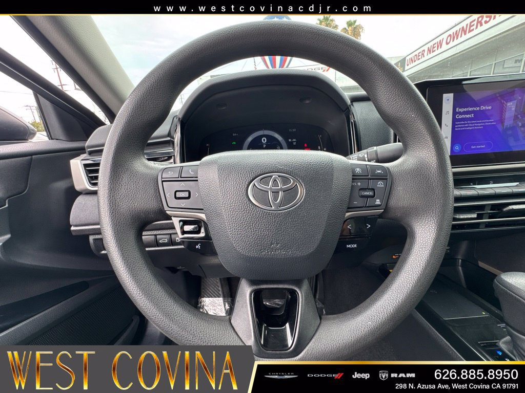 Used 2025 Toyota Camry LE FWD image 23