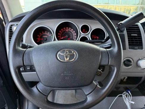 Used 2011 Toyota Tundra 4x4 CrewMax w/ Tow Pkg image 15
