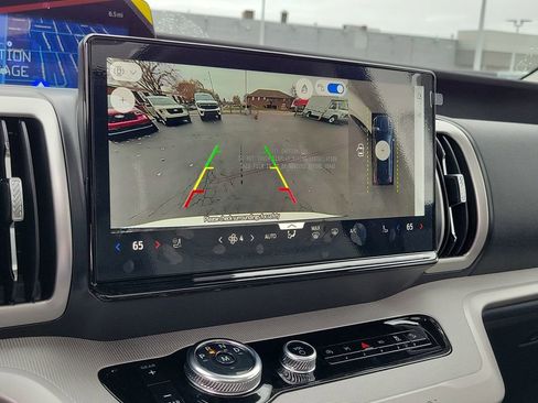 New 2025 Ford Expedition Active image 26