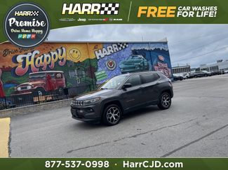 Used 2024 Jeep Compass Latitude AWD/4WD video 1