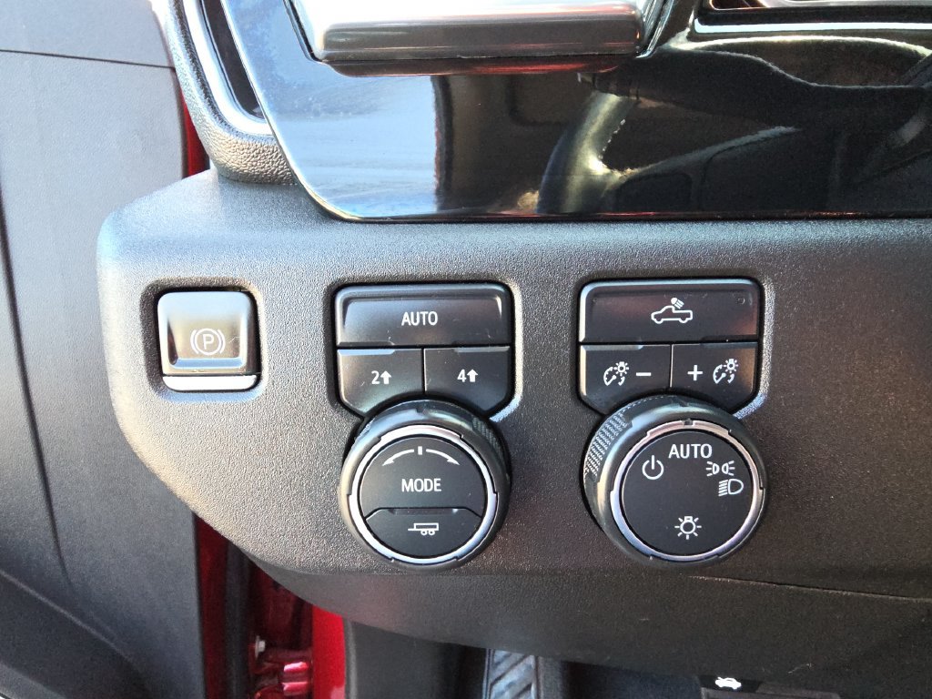 Certified 2023 Chevrolet Silverado 1500 LT w/ Protection Package AWD/4WD image 21