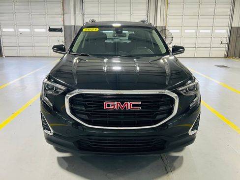 Used 2021 GMC Terrain SLE w/ Driver Convenience Package FWD image 10