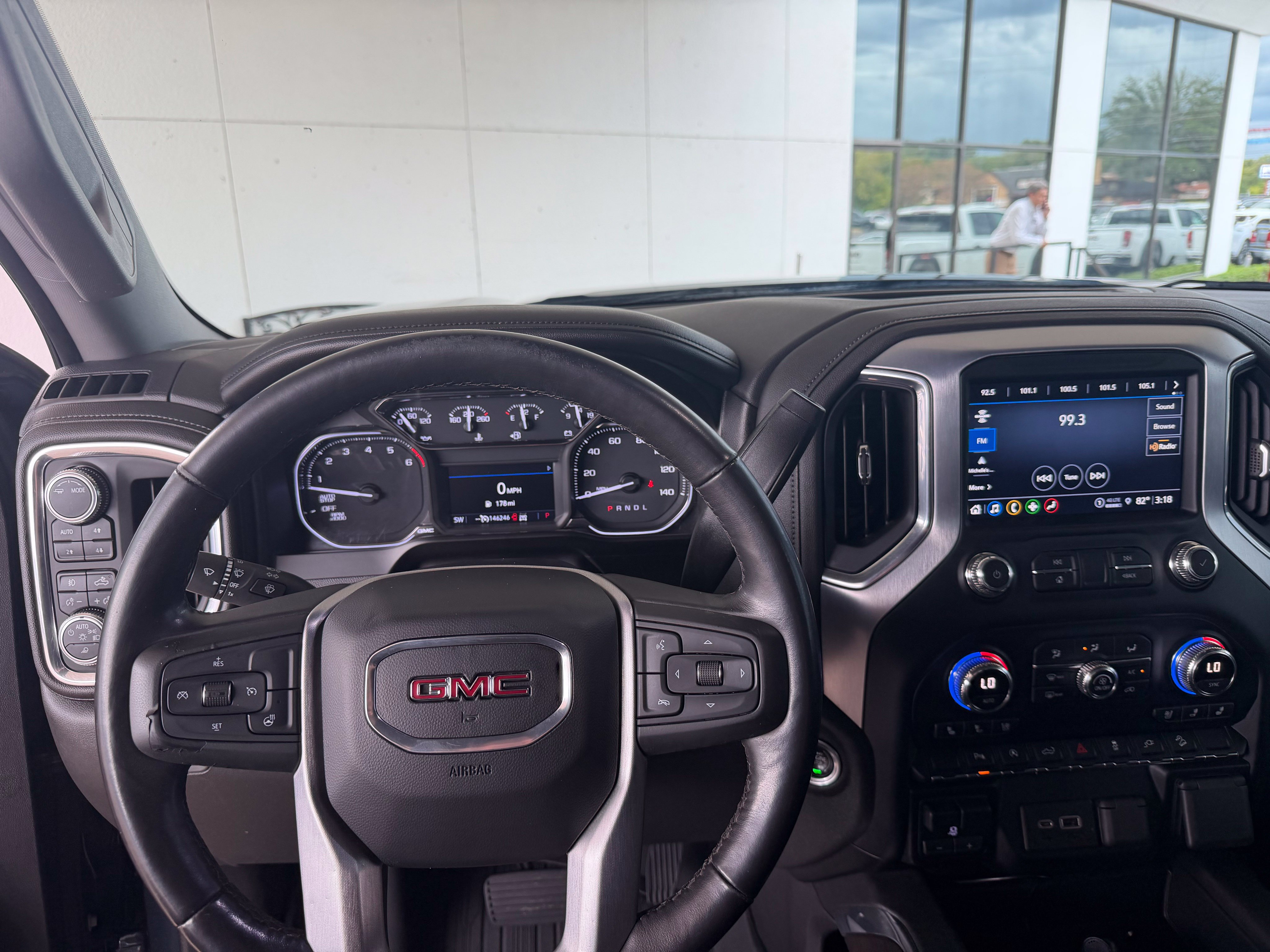 Used 2021 GMC Sierra 1500 SLT AWD/4WD image 37