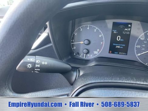 Used 2025 Toyota Corolla LE FWD image 29