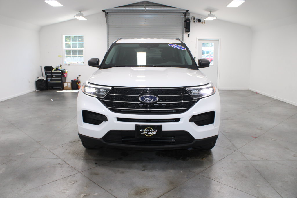 Certified 2023 Ford Explorer XLT AWD/4WD image 3