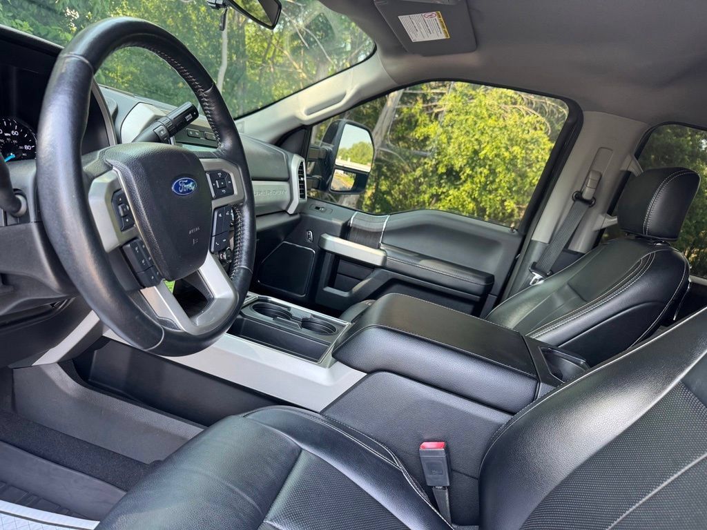 Used 2021 Ford F250 Lariat w/ FX4 Off-Road Package AWD/4WD image 23