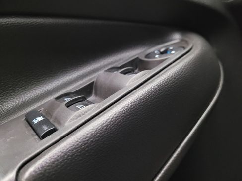 Used 2018 Ford Escape SE w/ SE Sport Appearance Package FWD image 27
