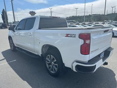 Used 2022 Chevrolet Silverado 1500 RST w/ Z71 Off-Road Package AWD/4WD image 4