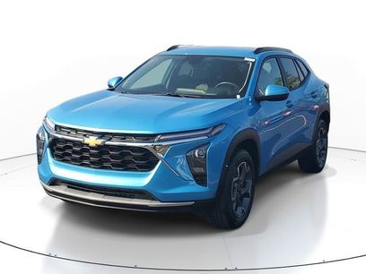 Used 2025 Chevrolet Trax LT w/ Driver Confidence Package