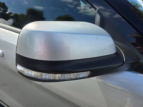 Used 2016 Ford Explorer Limited FWD image 18