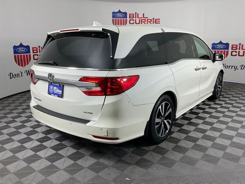 Used 2019 Honda Odyssey Elite image 3