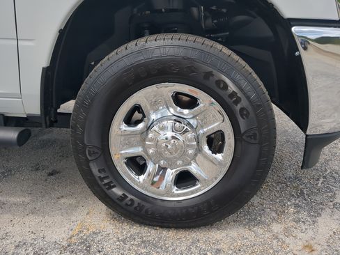 Used 2026 RAM 2500 Tradesman AWD/4WD image 9