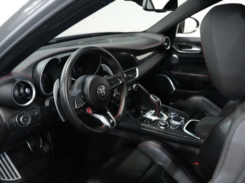 Used 2020 Alfa Romeo Giulia Quadrifoglio w/ Nero Edizione image 34