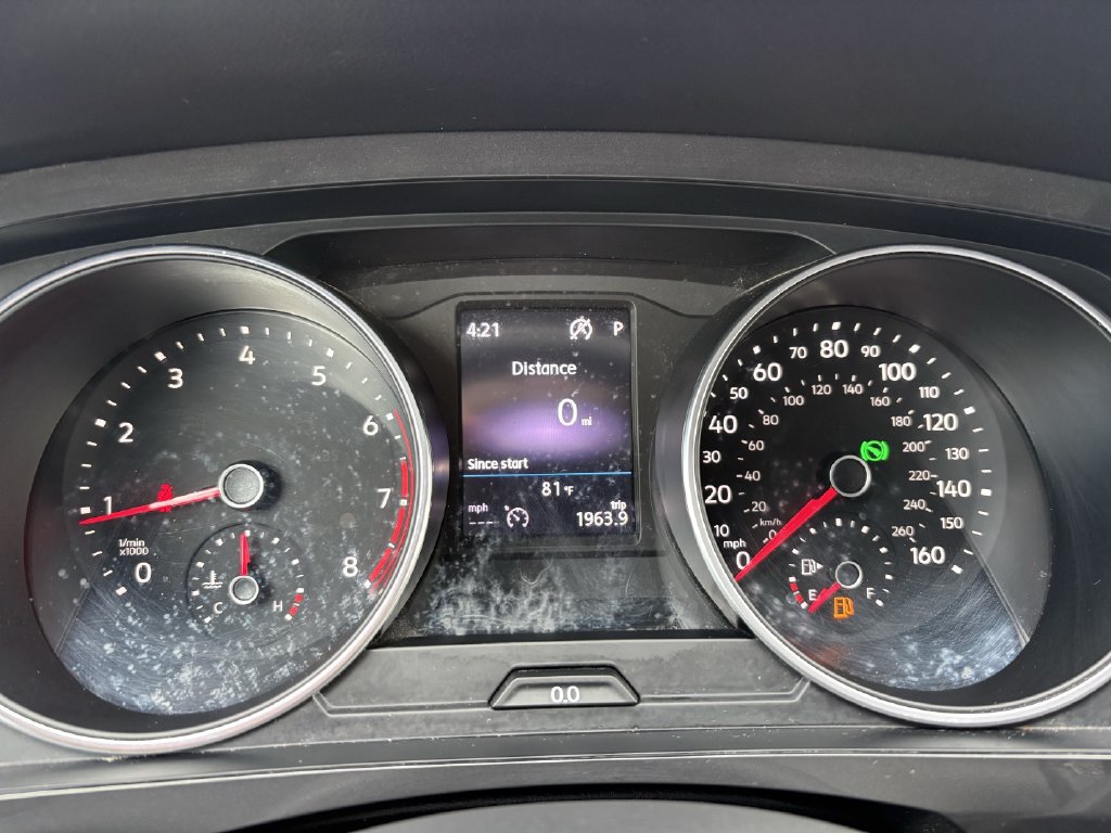 Used 2020 Volkswagen Tiguan SE R-Line FWD image 18