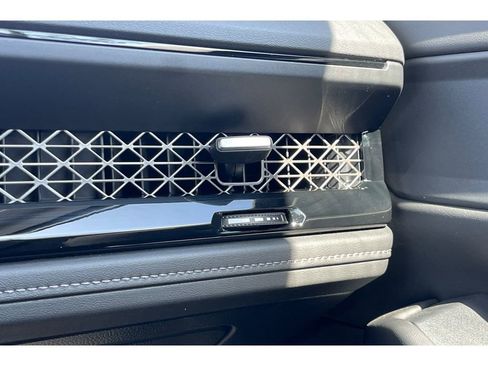 Certified 2025 Honda Accord EX-L image 29