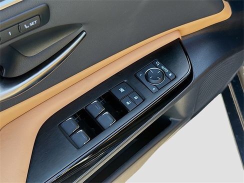 New 2025 Lexus ES 350 w/ Premium Package image 22