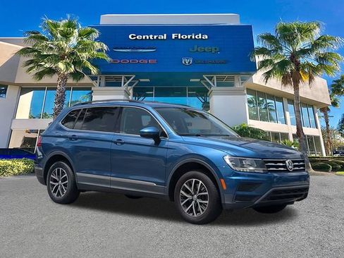 Used 2018 Volkswagen Tiguan SE FWD image 2